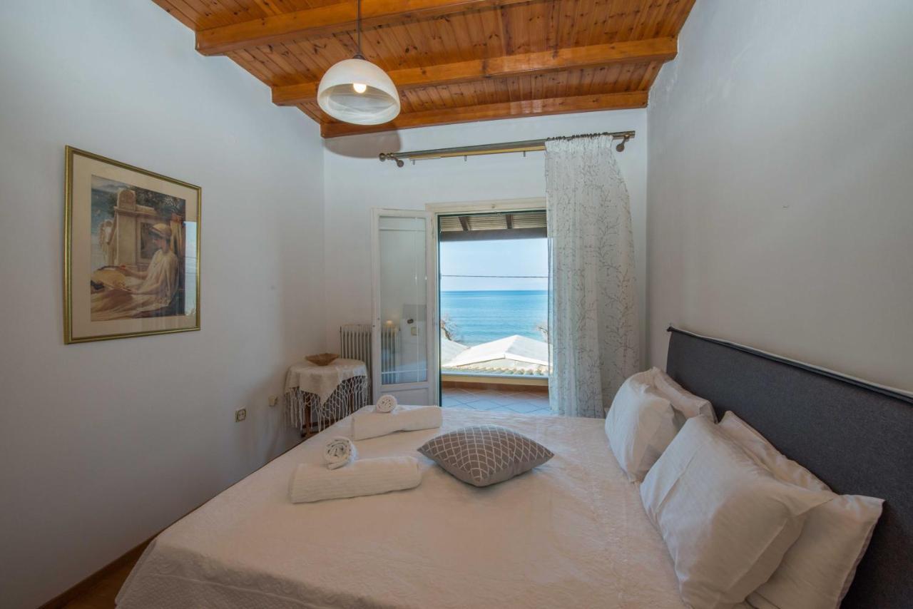 Frosos Beachfront Maisonette Acharavi Acharavi  Exterior foto